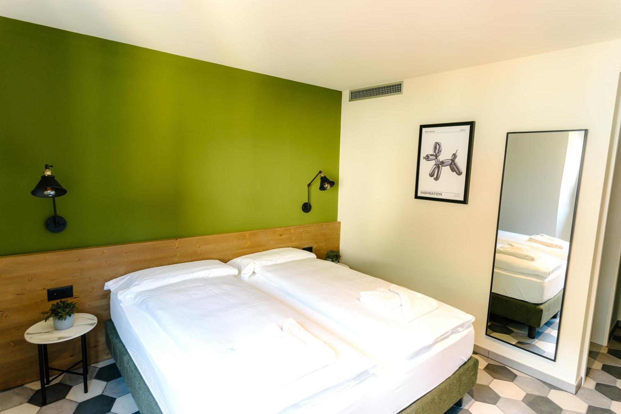 Seven Town House Boutique Hotel 洛迦诺 外观 照片