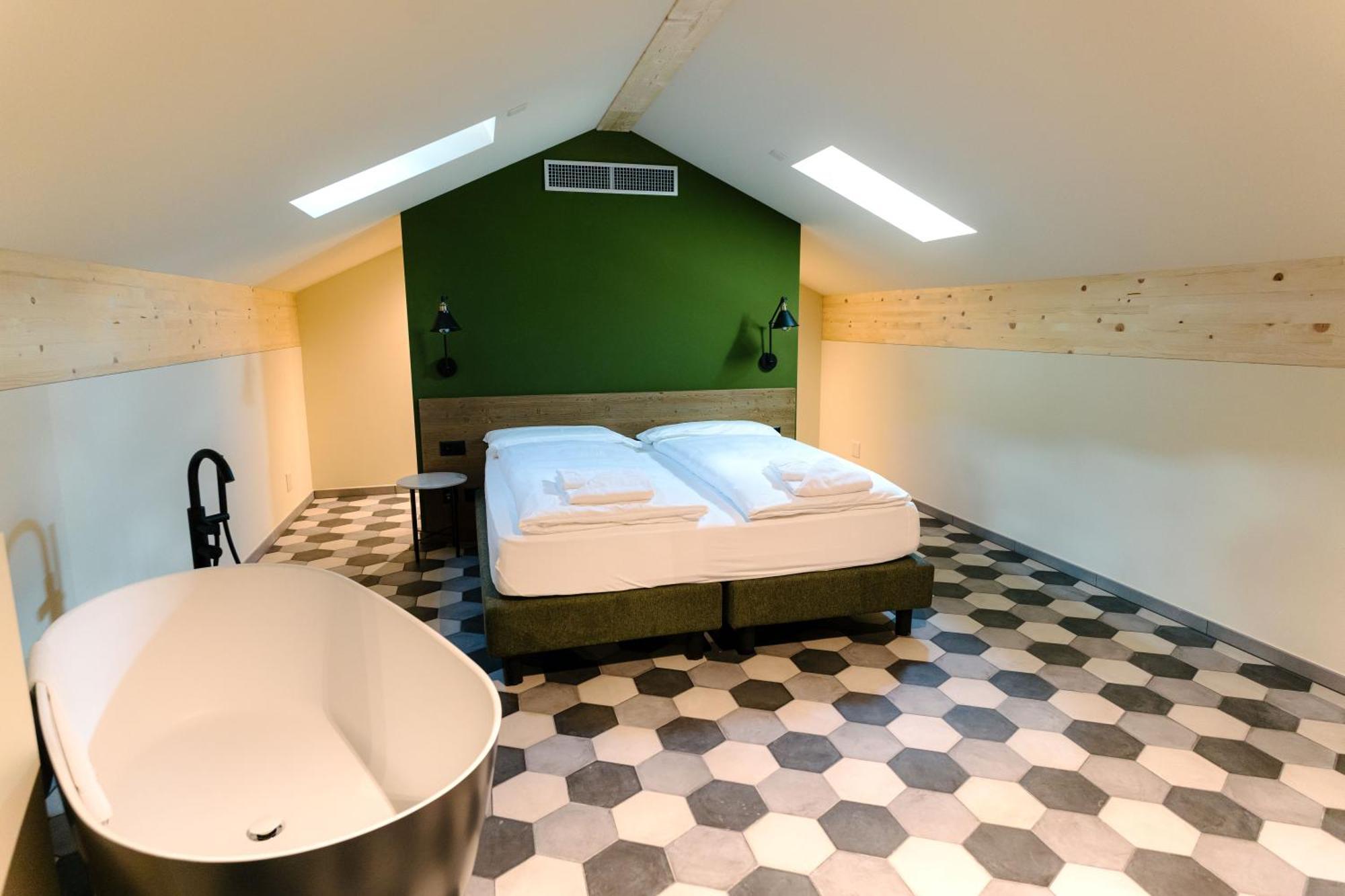 Seven Town House Boutique Hotel 洛迦诺 外观 照片